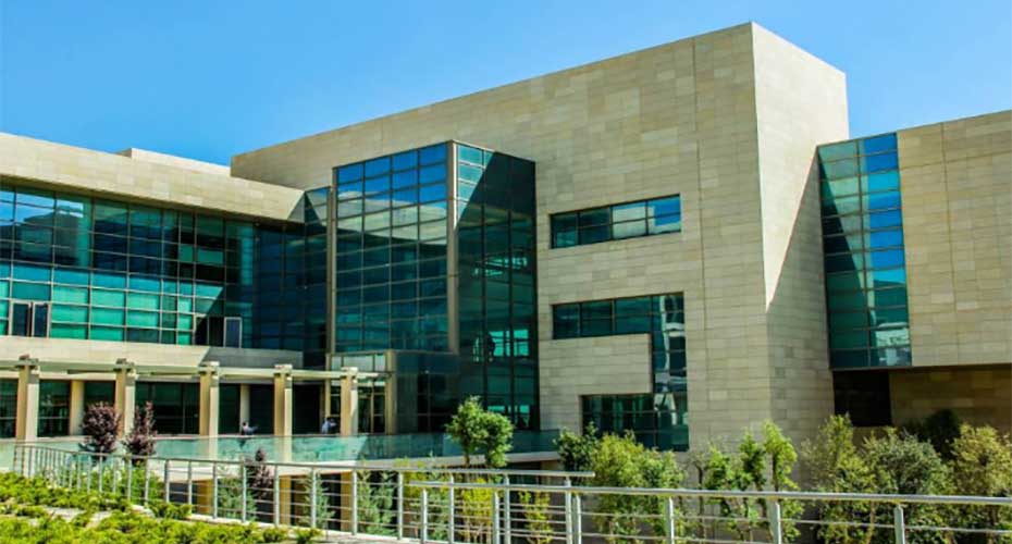 American University of Iraq, building