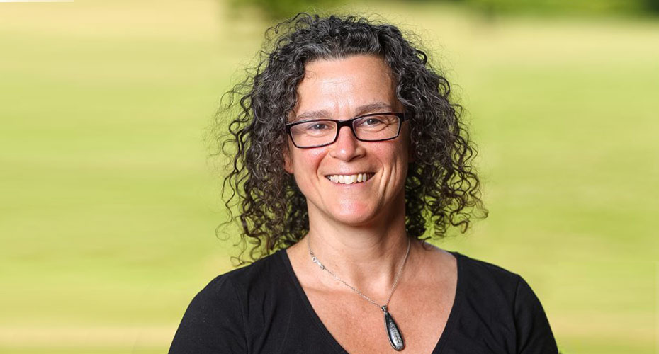 Professor Jo Bowtell