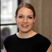 Head and shoulders photo of theresa lober.