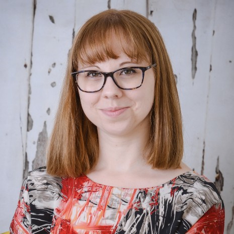 Headshot of kelly preece.
