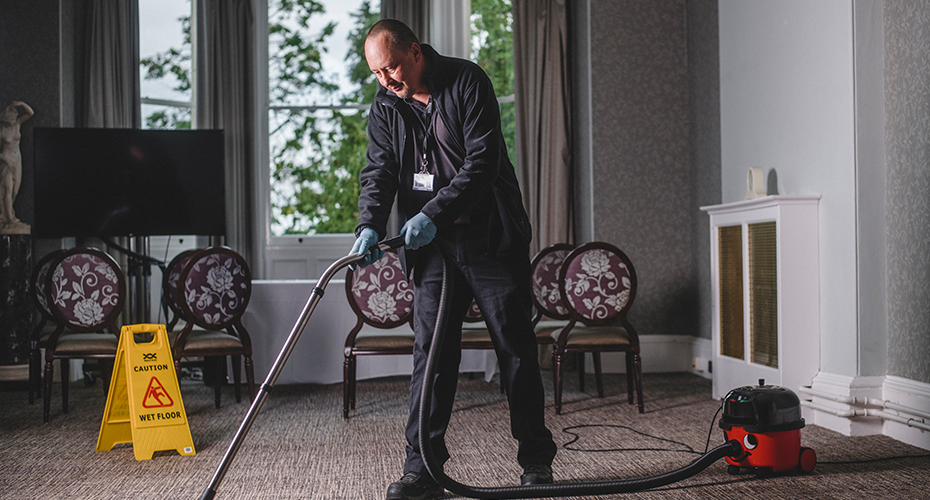 Cleaning image 1 - 930x500