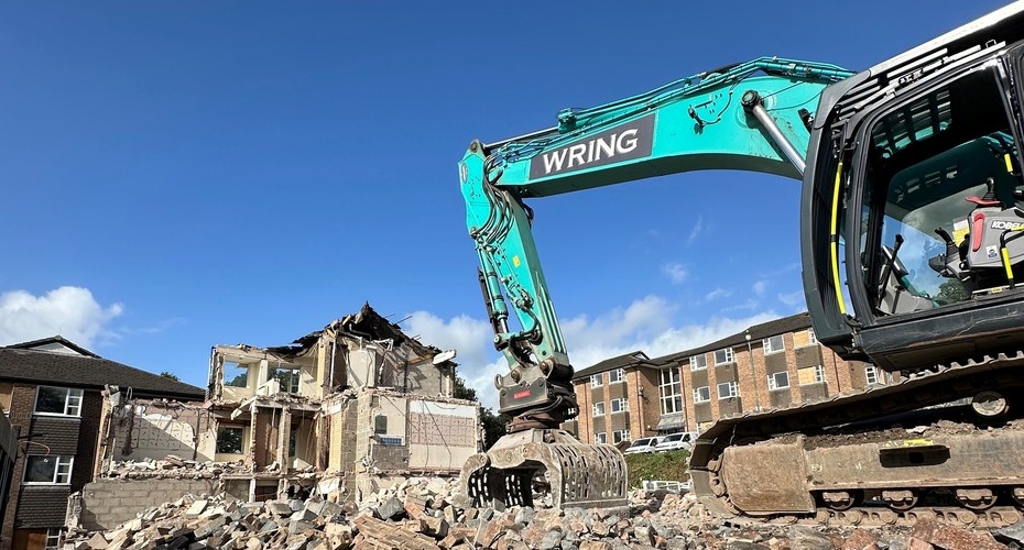 Demolition of Clydesdale Rise